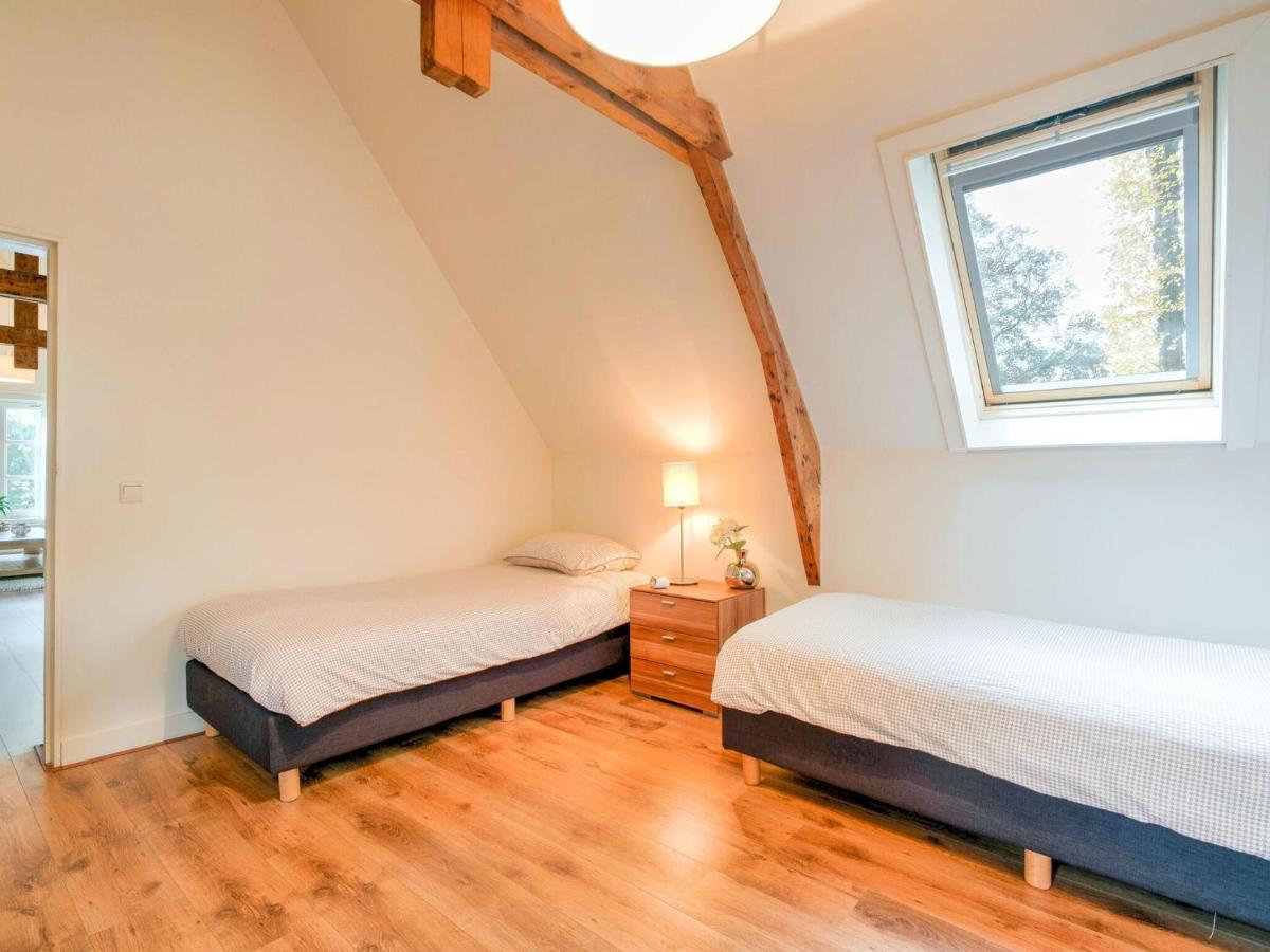 Cozy Holiday Home By The Canal In Dwingeloo Exterior photo