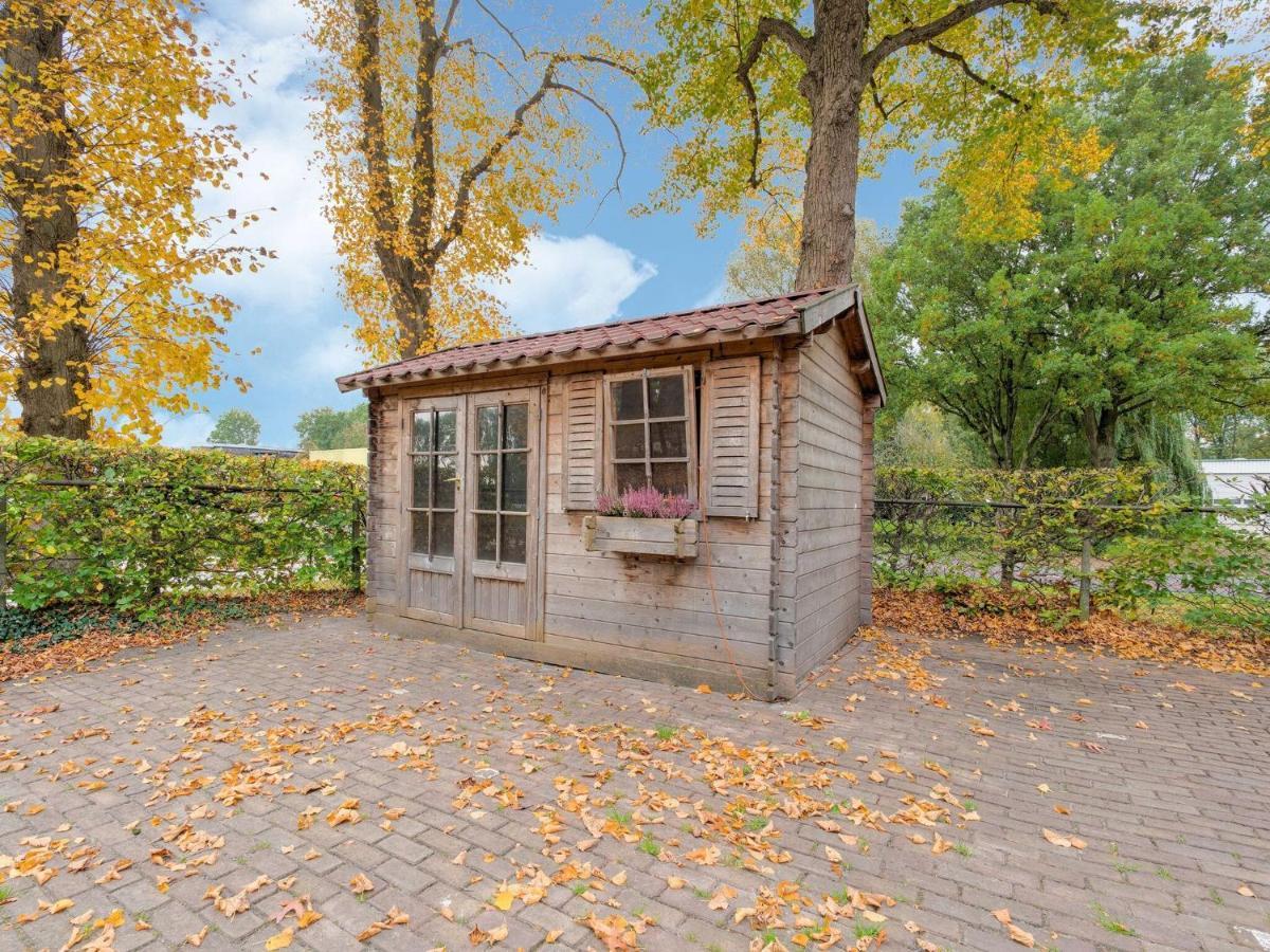 Cozy Holiday Home By The Canal In Dwingeloo Exterior photo